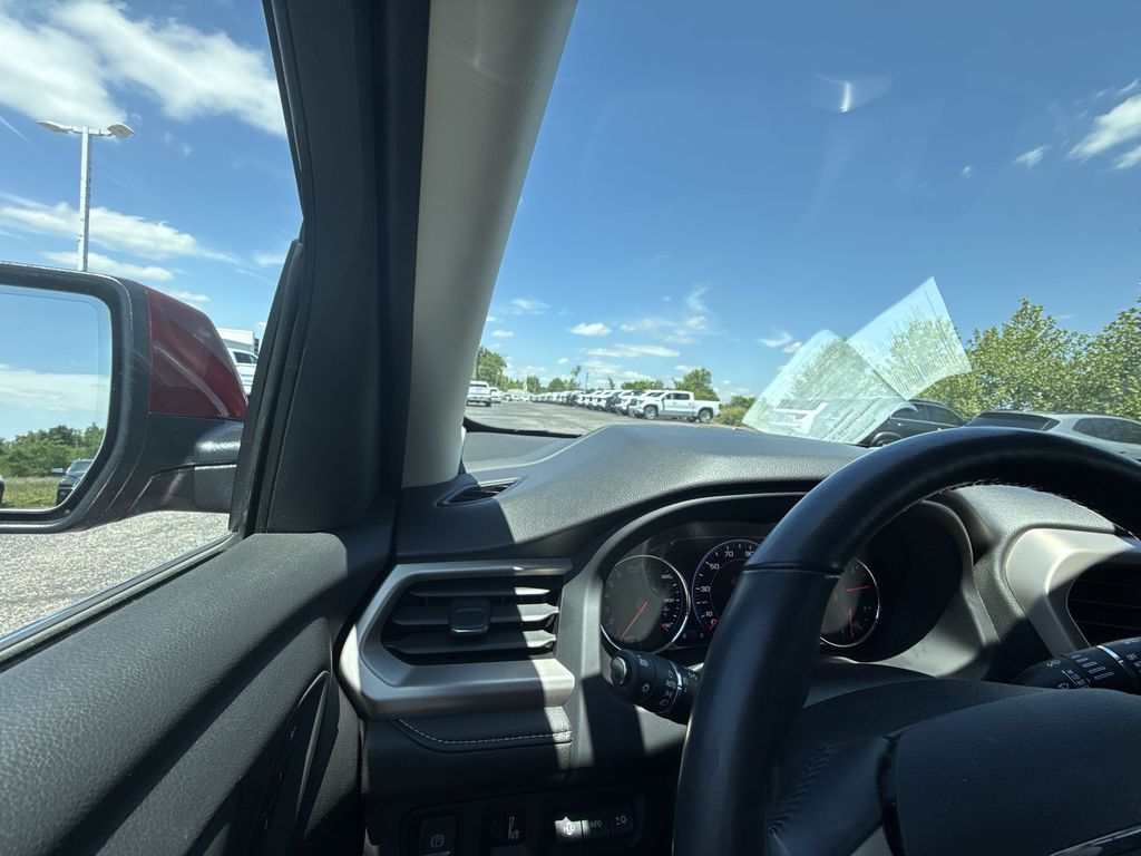 2021 GMC Acadia Denali - Photo 24