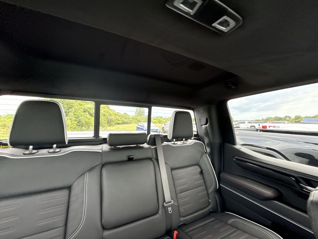 2026 GMC Sierra 1500 AT4X - Photo 32
