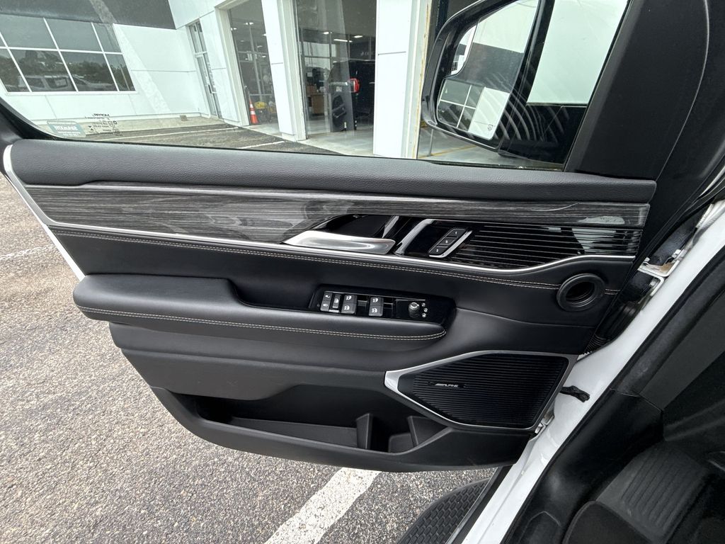 2022 Jeep Wagoneer Series II - Photo 29