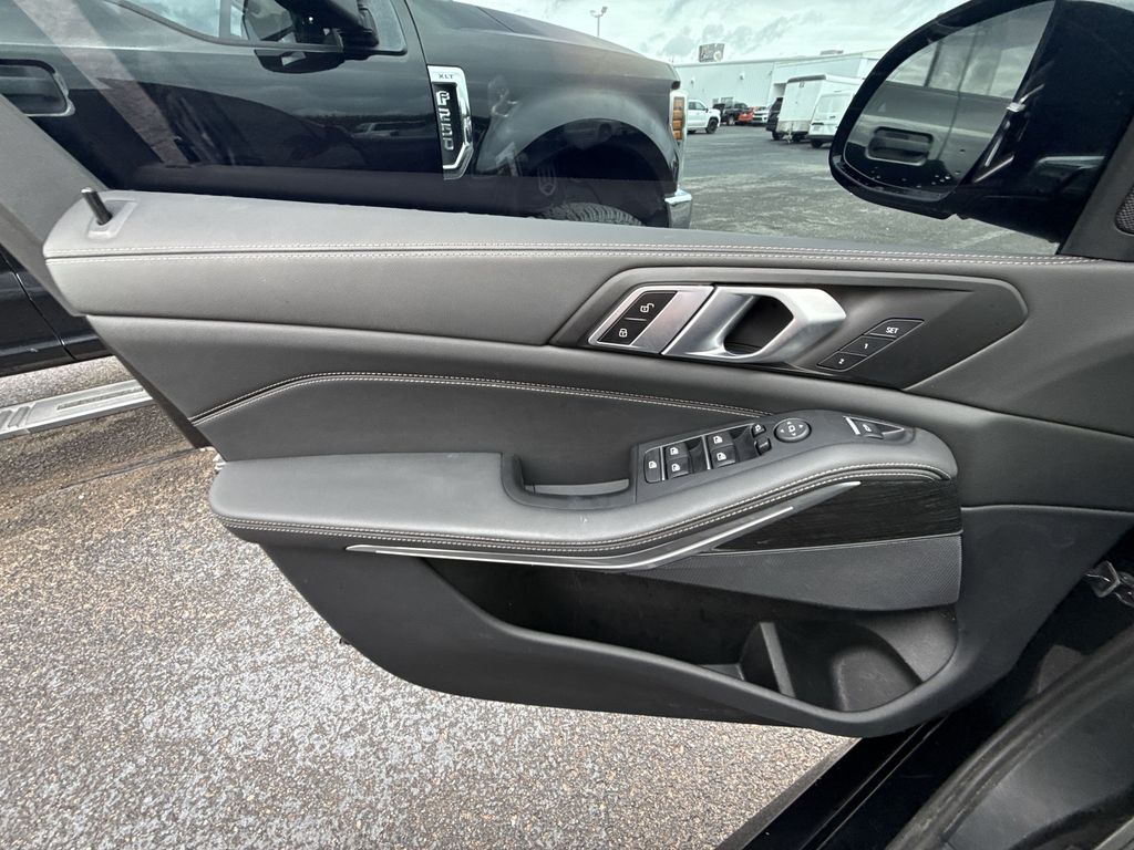 2025 BMW X5 40i - Photo 29