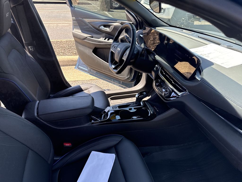 2024 Buick Envista Sport Touring - Photo 35