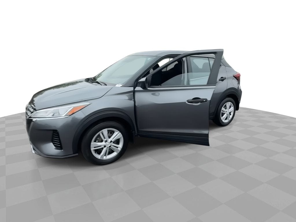 2024 Nissan Kicks S - Photo 4