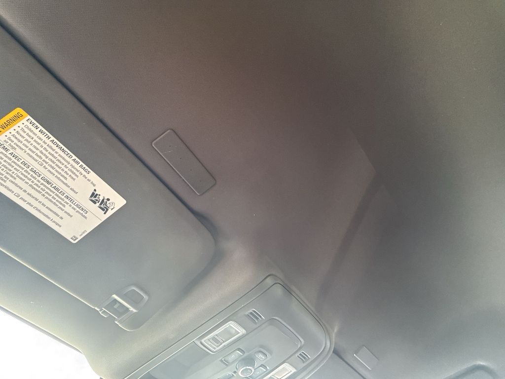 2025 GMC Yukon XL Elevation - Photo 25