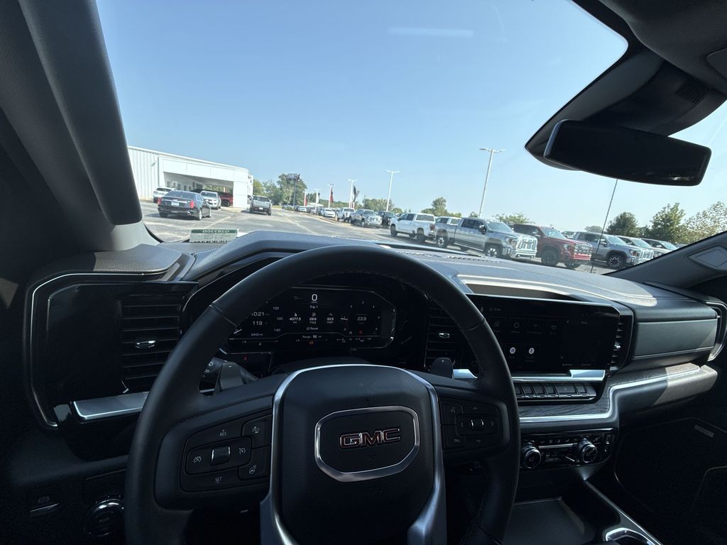2025 GMC Sierra 1500 SLT - Photo 16