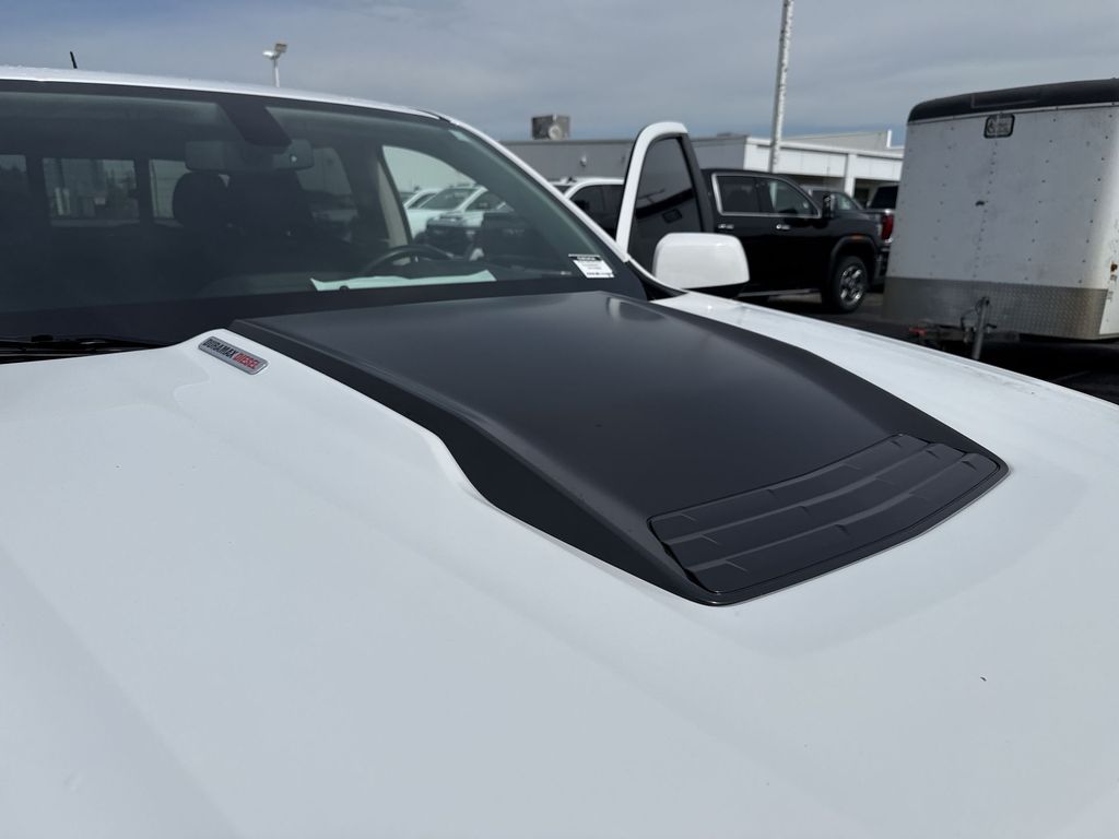 2022 Chevrolet Colorado ZR2 - Photo 37