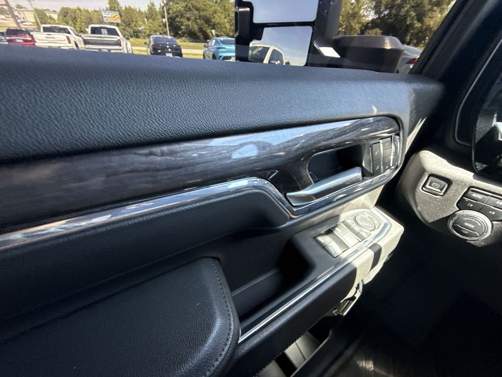 2024 Chevrolet Silverado 2500HD LTZ - Photo 29