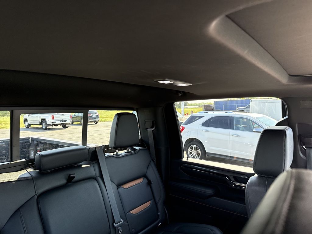 2024 GMC Sierra 2500HD AT4 - Photo 14