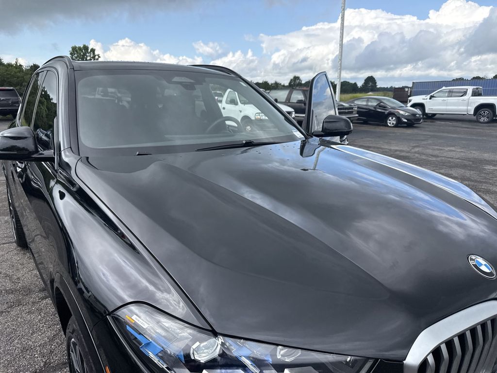 2025 BMW X5 40i - Photo 37