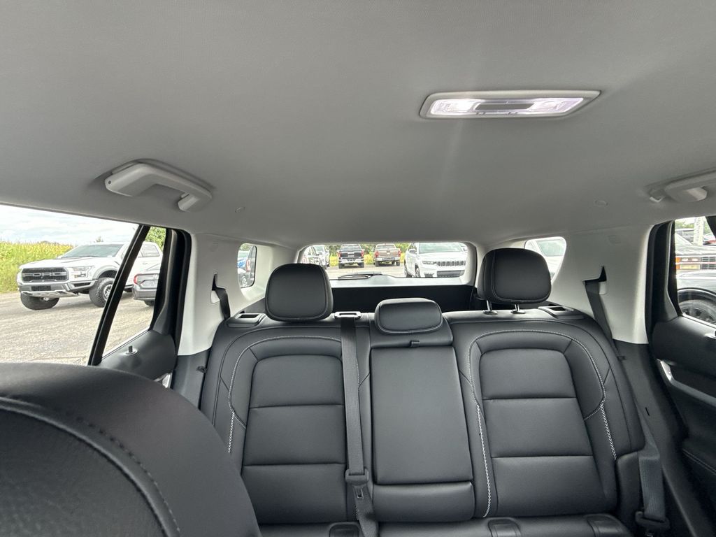 2026 GMC Terrain Denali - Photo 11