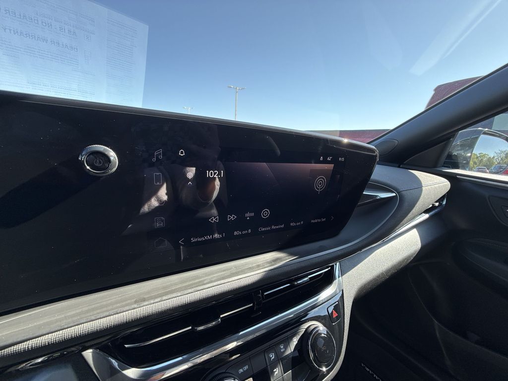 2025 Buick Envista Sport Touring - Photo 19