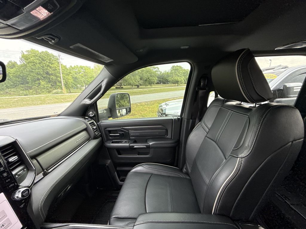 2024 RAM Ram 3500 Pickup Limited - Photo 15