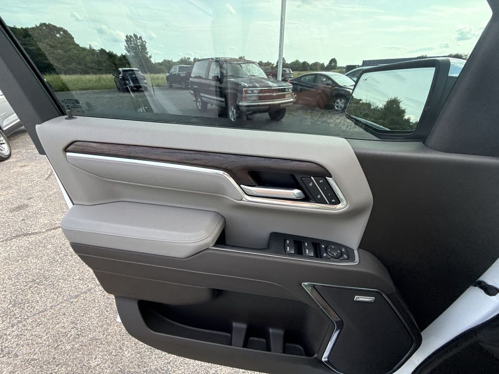 2026 GMC Sierra 1500 SLT - Photo 29