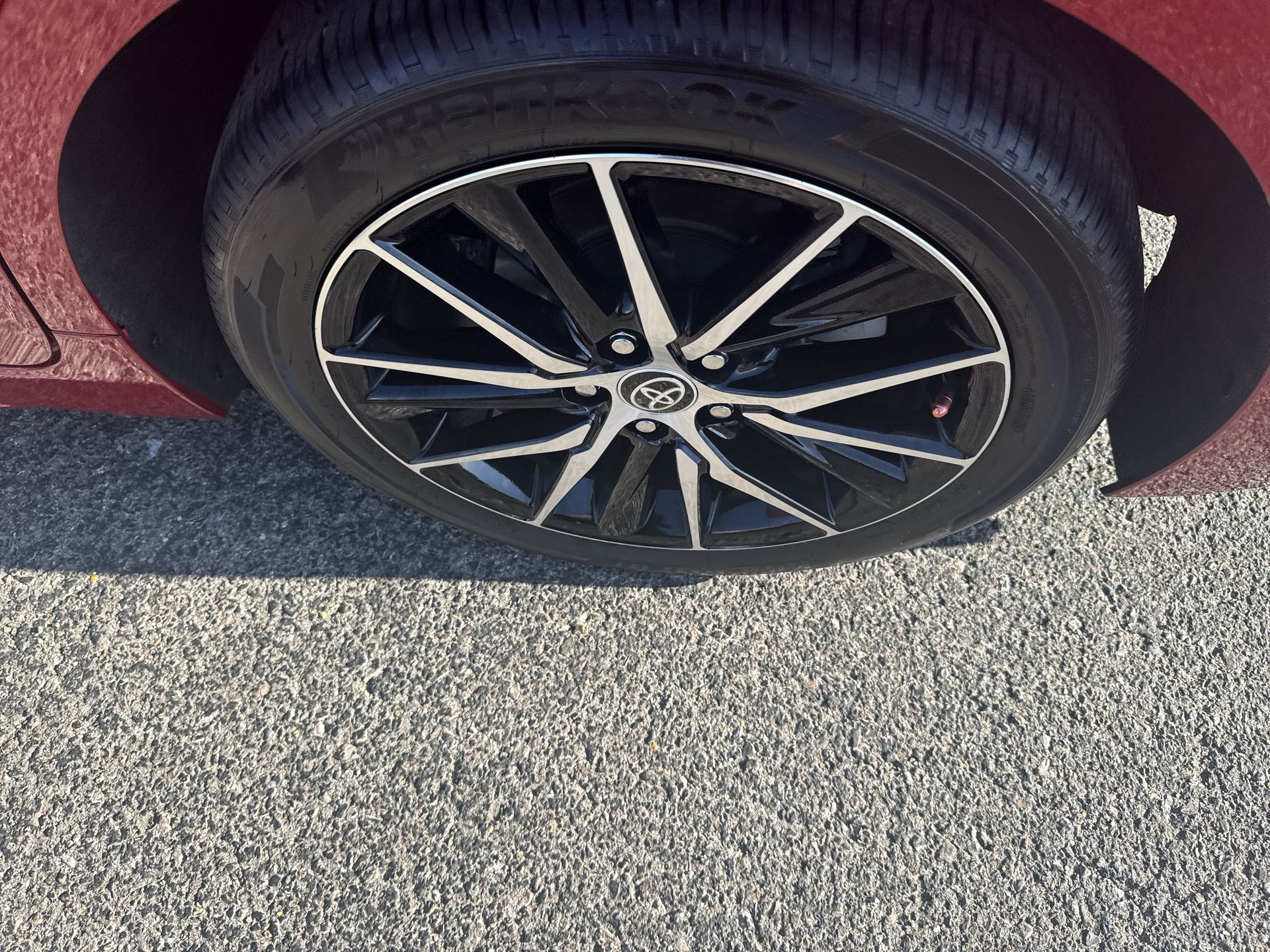 2023 Toyota Camry SE - Photo 38
