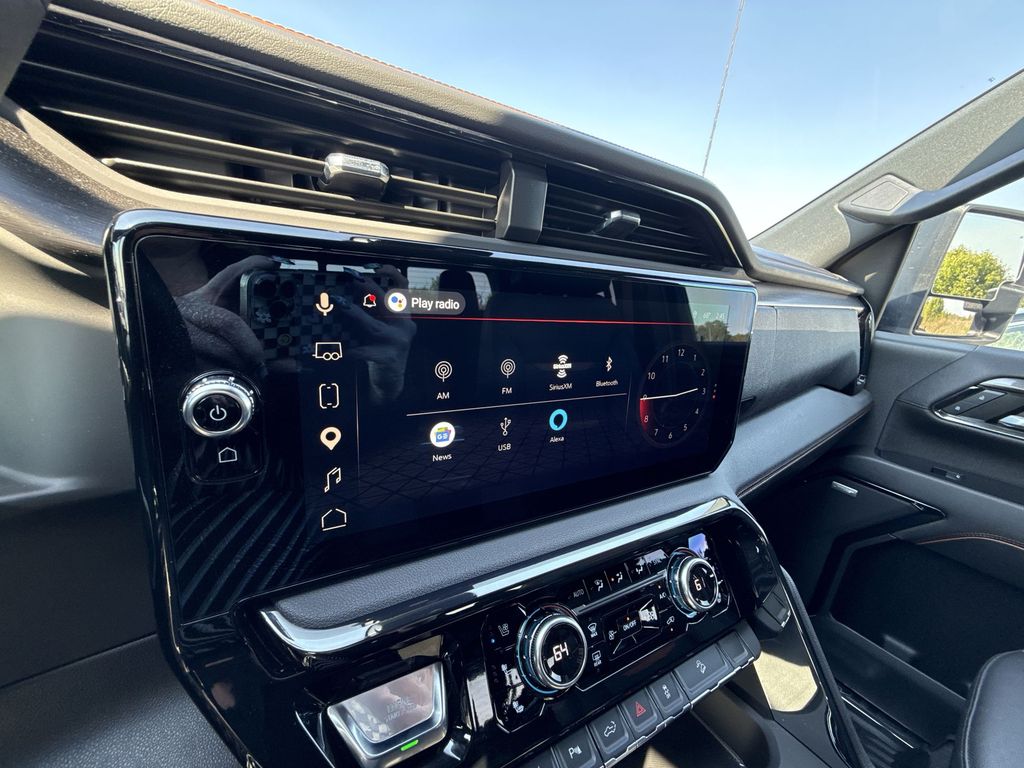 2024 GMC Sierra 2500HD AT4 - Photo 19