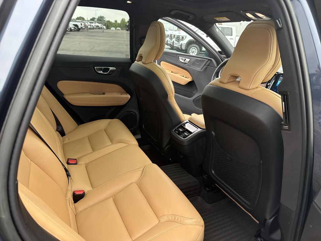 2023 Volvo XC60 Ultimate - Photo 34