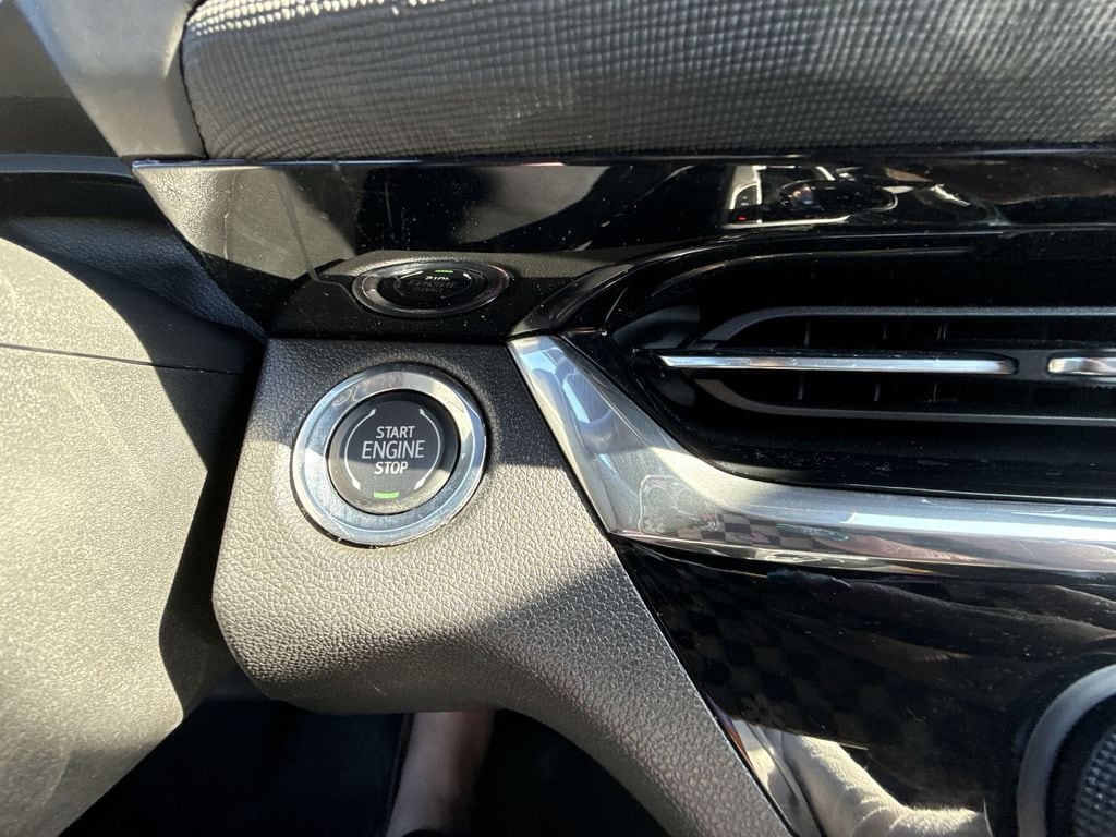 2025 Buick Envista Sport Touring - Photo 23