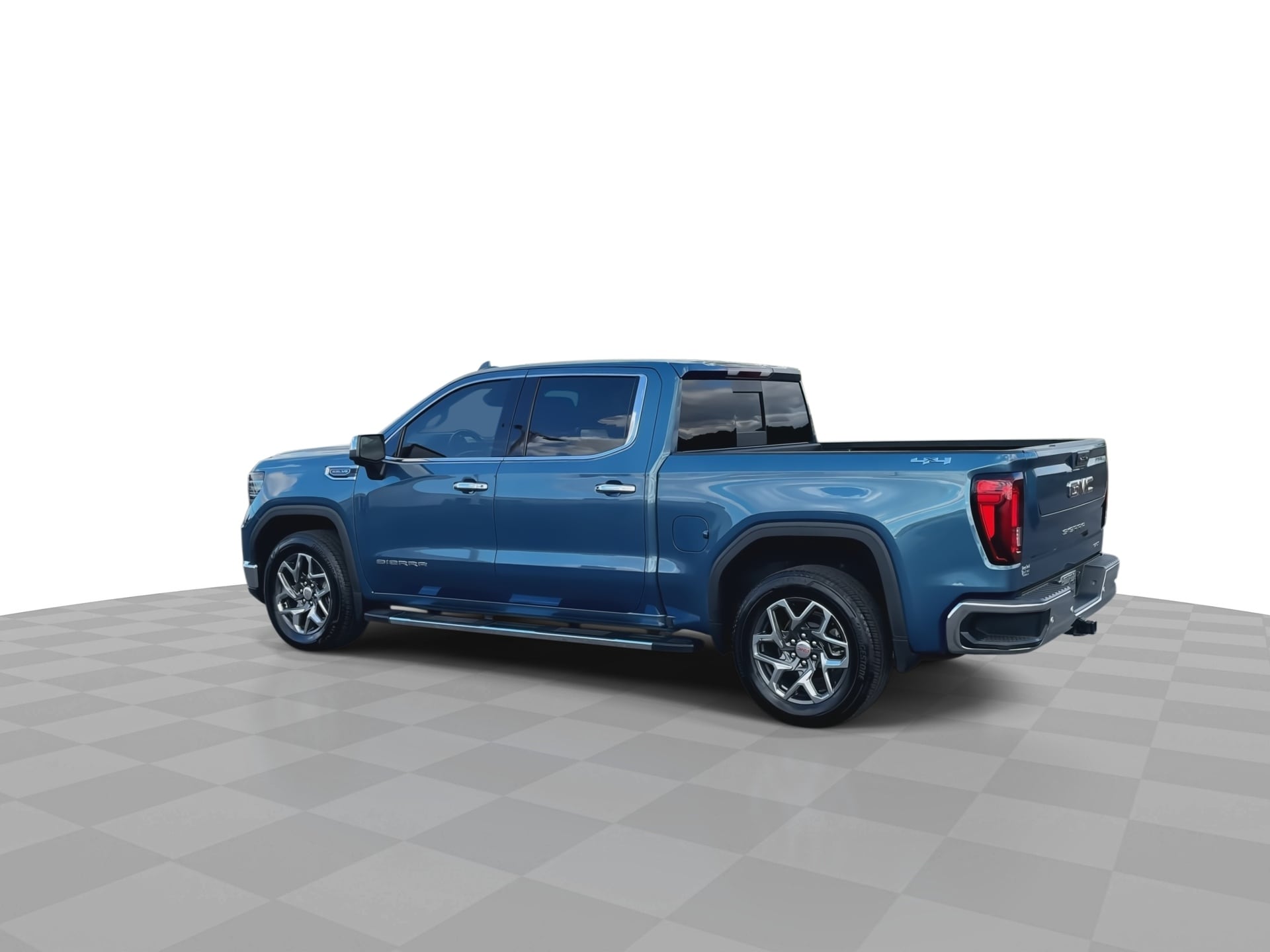 2024 GMC Sierra 1500 SLT - Photo 7