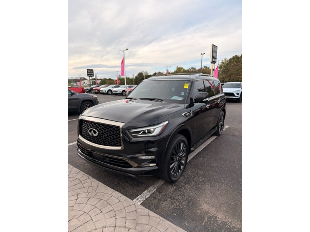 Used 2023 INFINITI QX80 Premium Select SUV