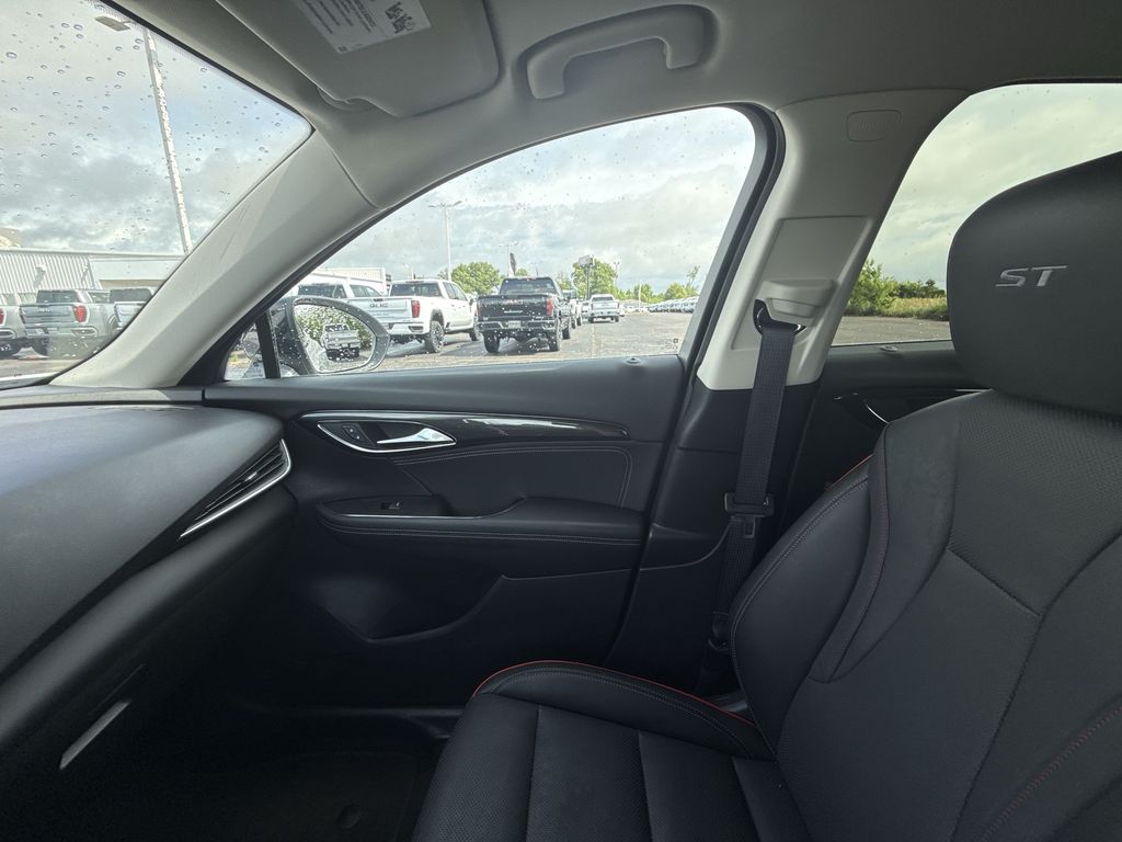 2023 Buick Envision Essence - Photo 15