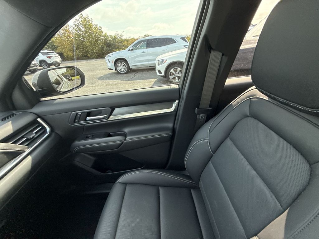 2025 GMC Terrain Elevation - Photo 15