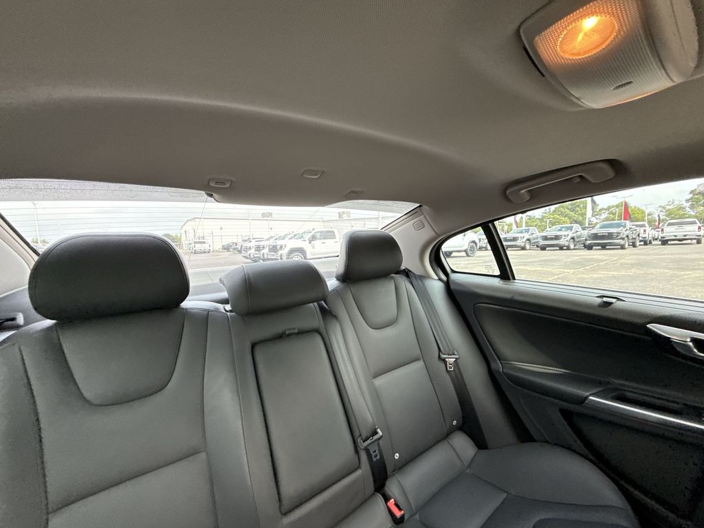 2017 Volvo S60 T5 Inscription - Photo 12