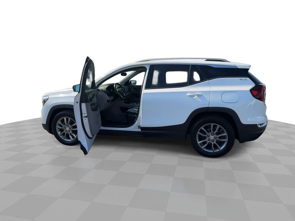 2022 GMC Terrain SLT - Photo 6