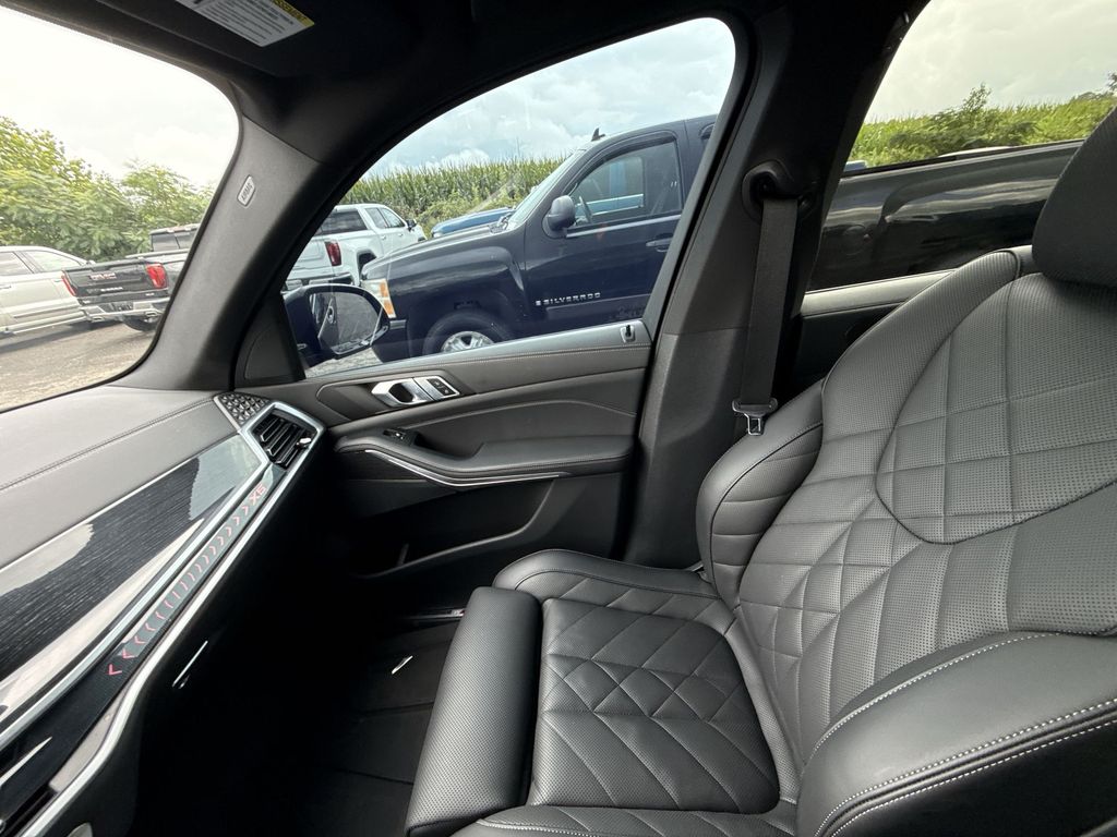 2025 BMW X5 40i - Photo 26
