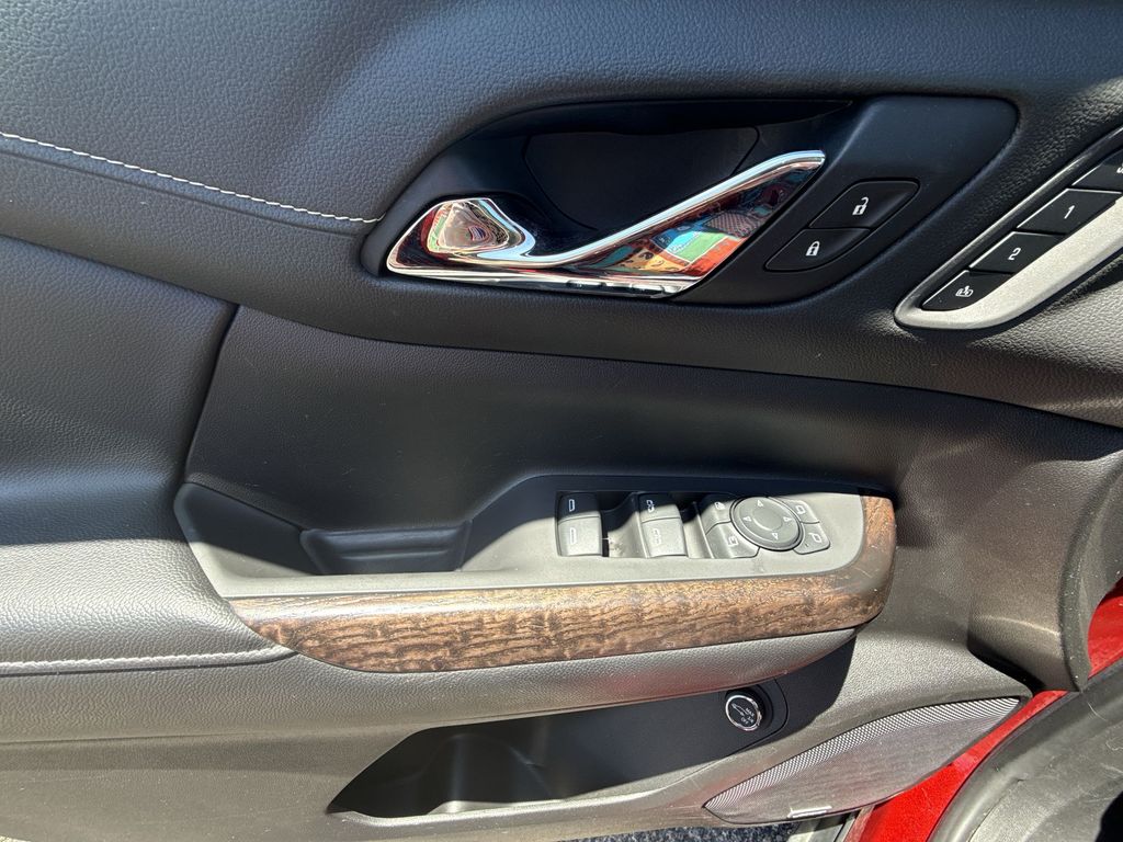 2021 GMC Acadia Denali - Photo 30