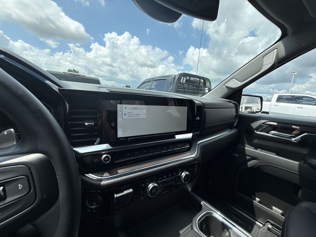 2024 GMC Sierra 1500 SLT - Photo 20