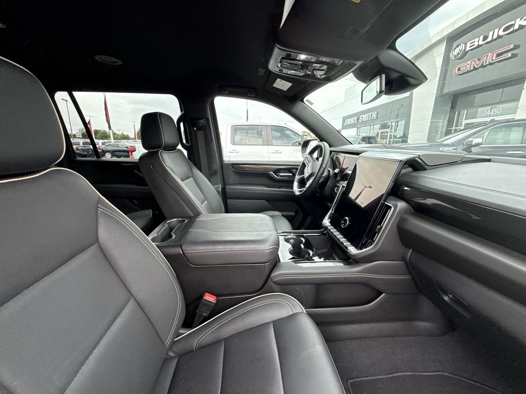 2026 GMC Yukon XL Elevation - Photo 14