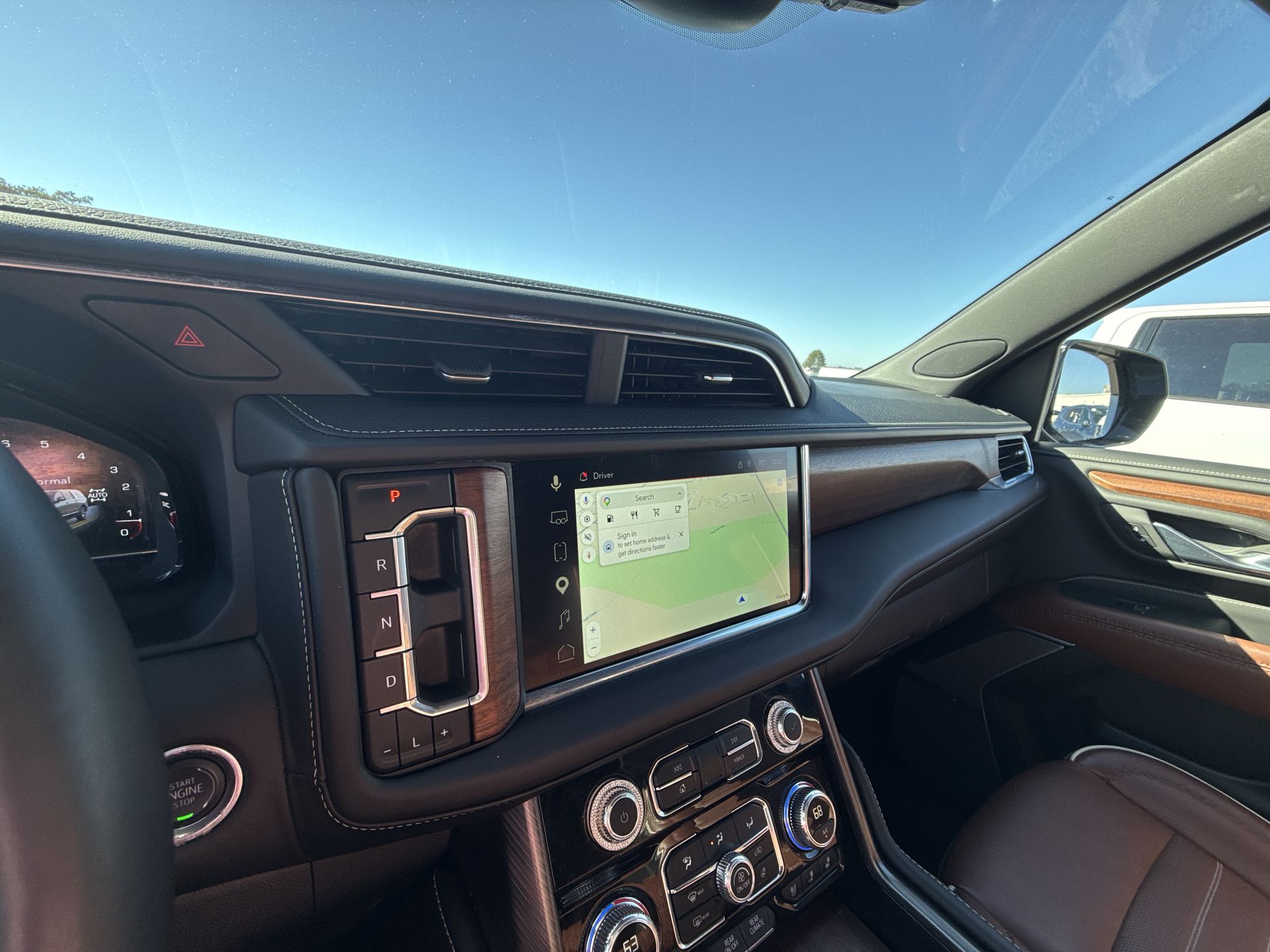 2024 GMC Yukon Denali Ultimate - Photo 20