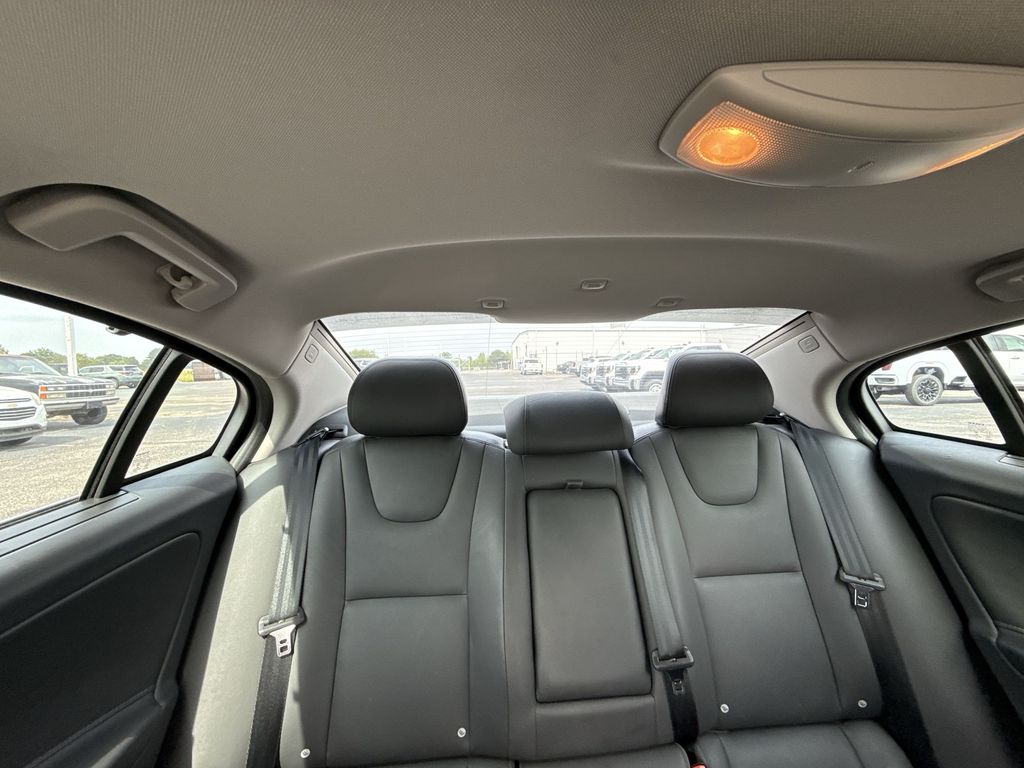 2017 Volvo S60 T5 Inscription - Photo 11