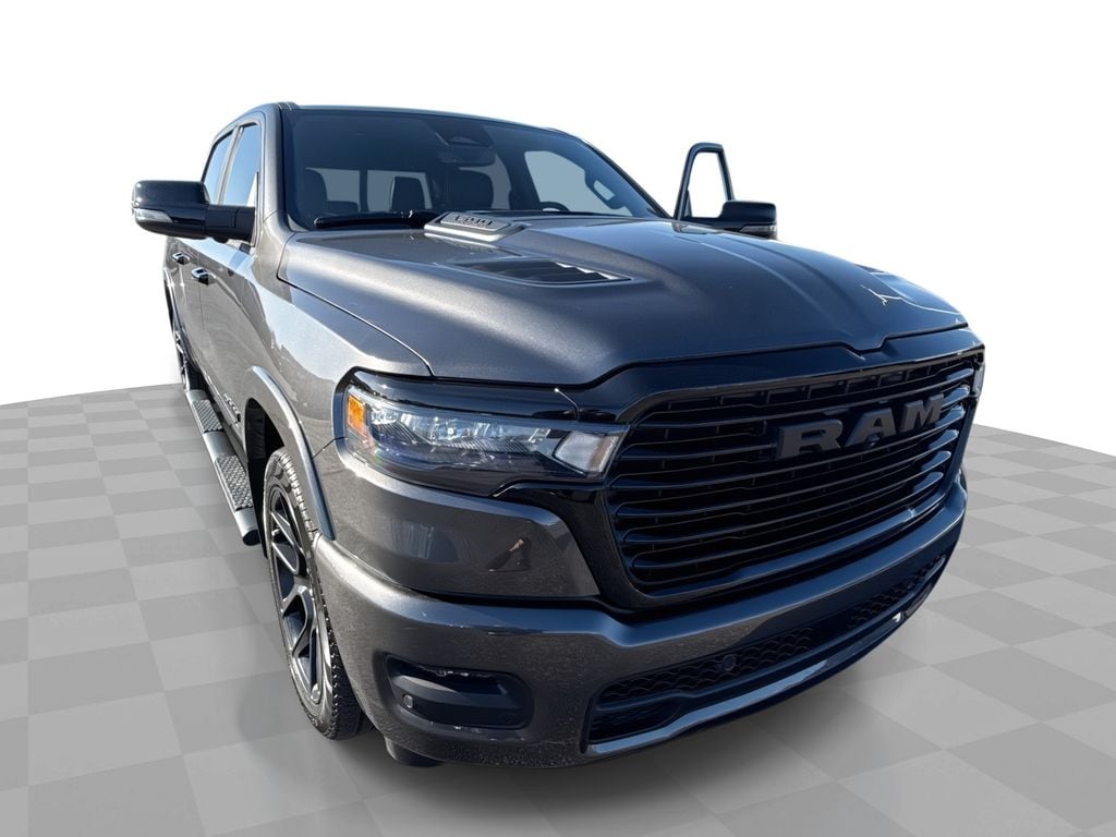 2026 RAM Ram 1500 Pickup Laramie's photo