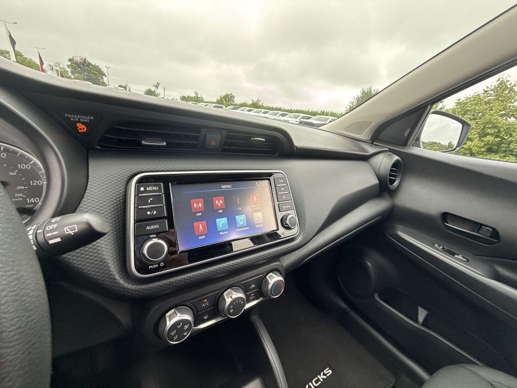 2024 Nissan Kicks S - Photo 20