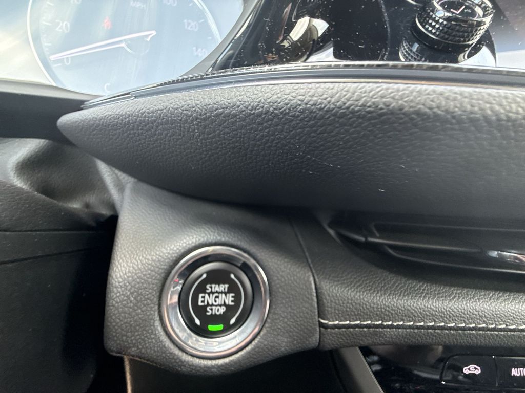 2023 Buick Envision Essence - Photo 23