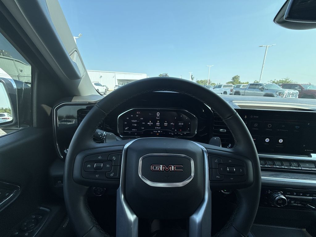 2025 GMC Sierra 1500 SLT - Photo 17