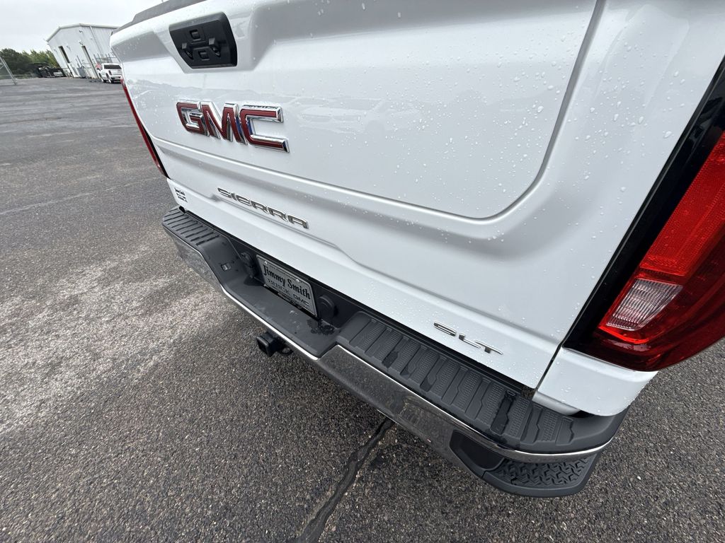2025 GMC Sierra 1500 SLT - Photo 39