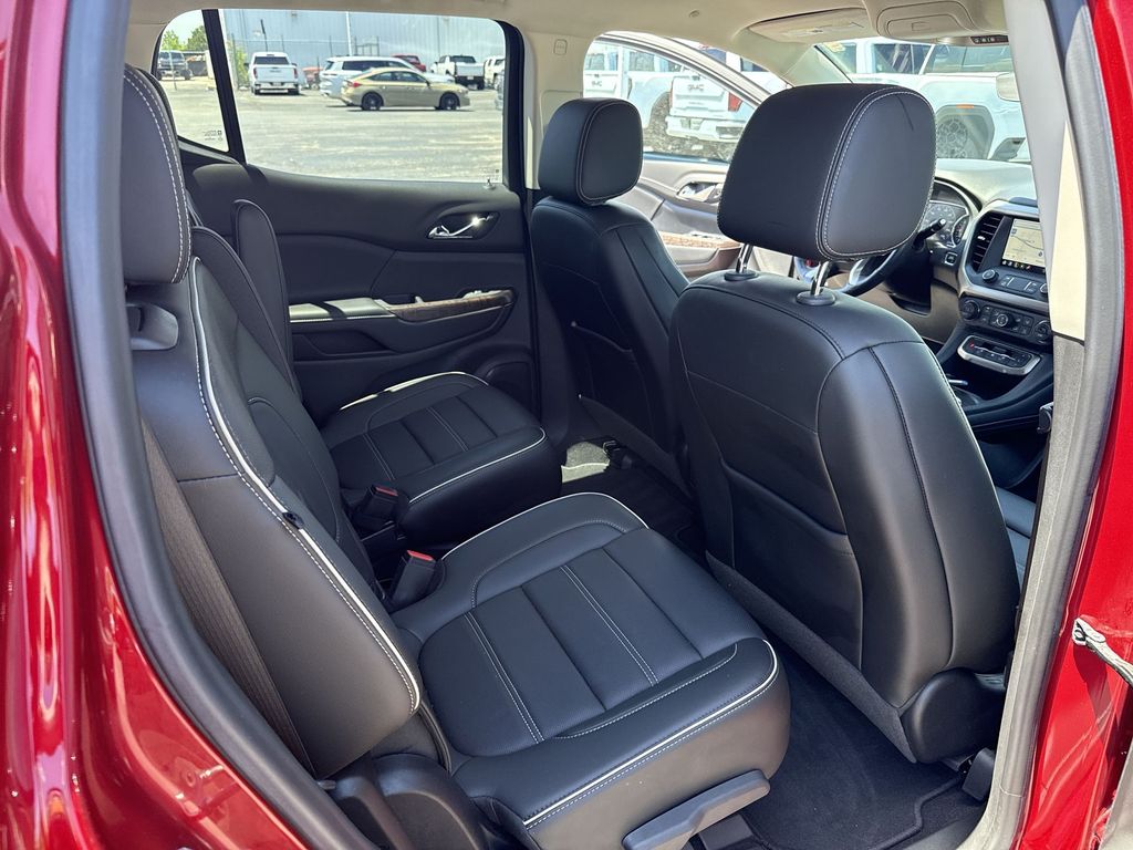 2021 GMC Acadia Denali - Photo 34