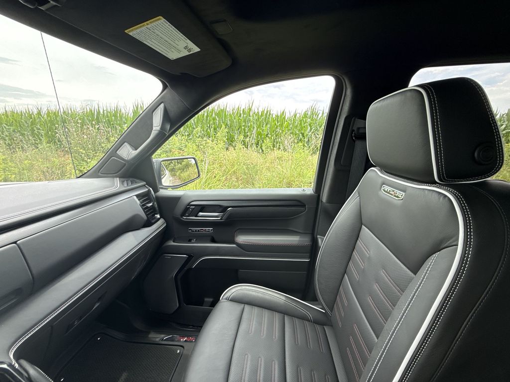 2026 GMC Sierra 1500 AT4X - Photo 15