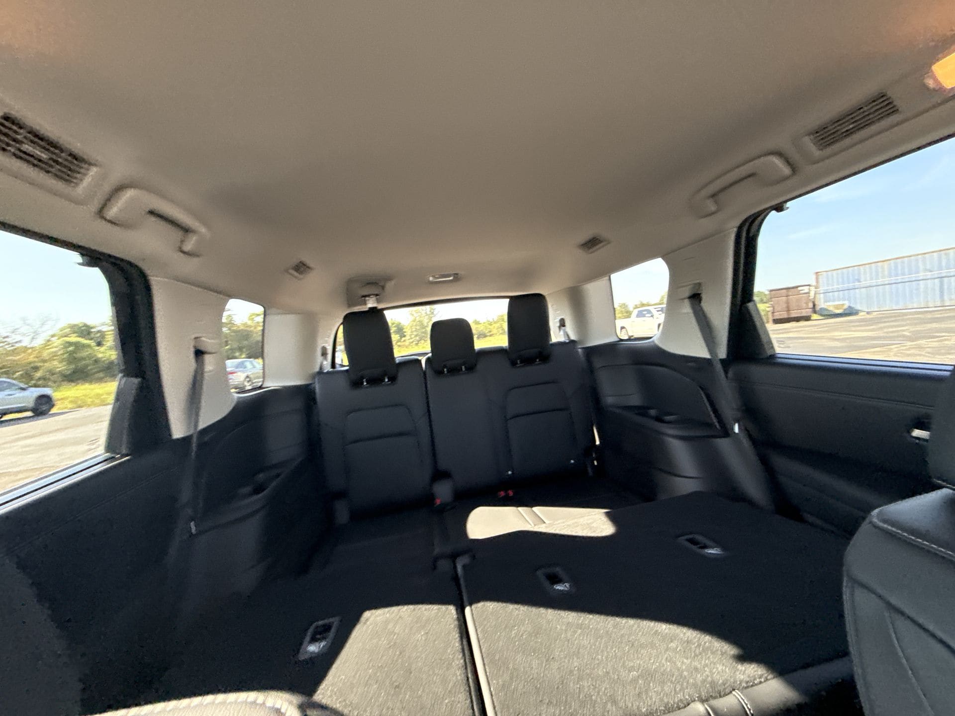 2025 Nissan Pathfinder SL - Photo 32