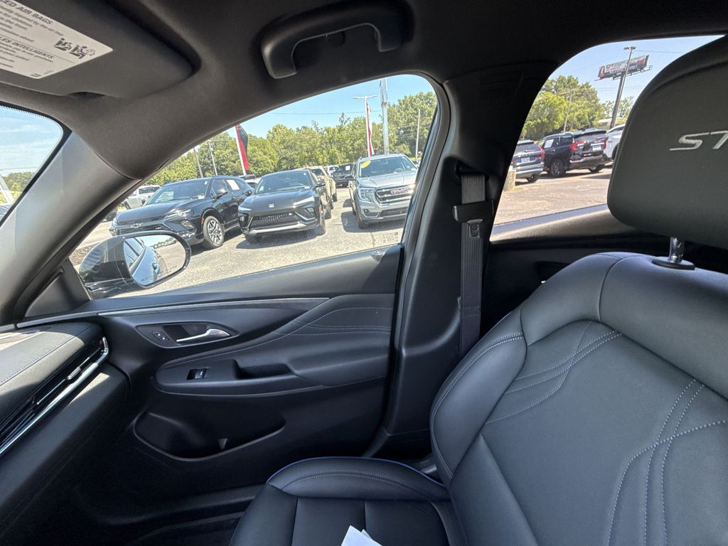 2024 Buick Envista Sport Touring - Photo 15