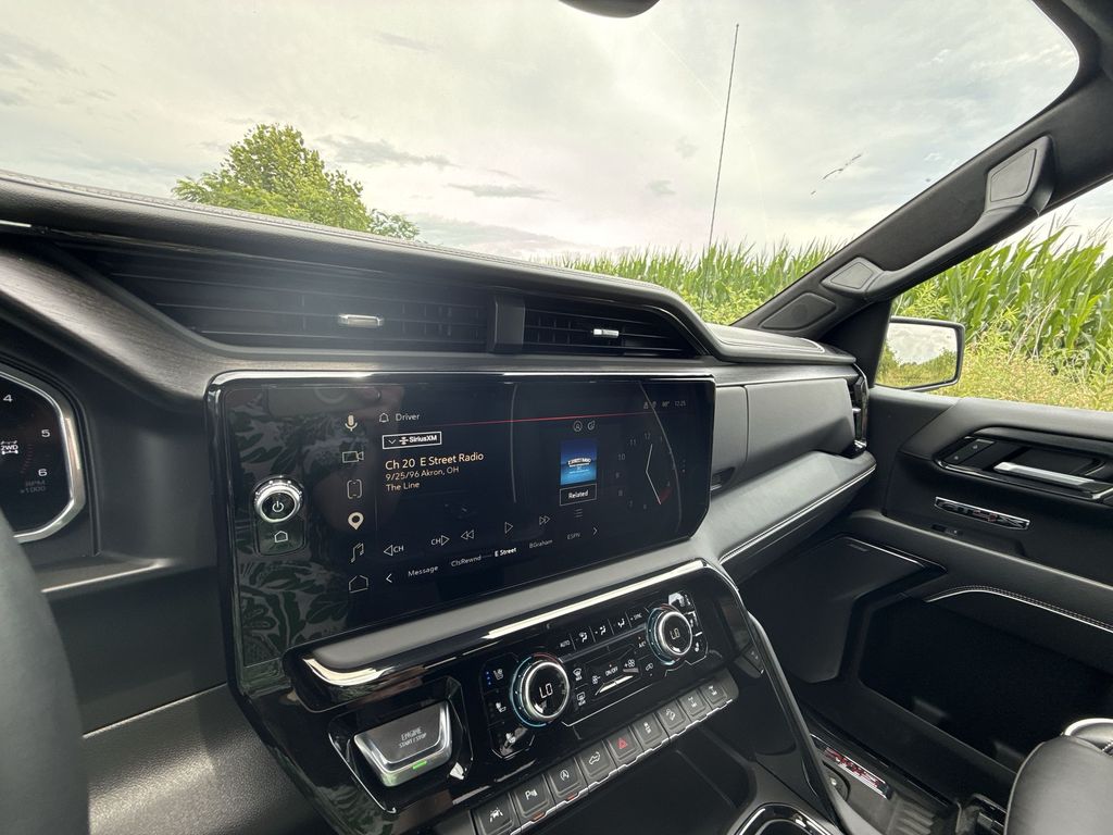 2026 GMC Sierra 1500 AT4X - Photo 19