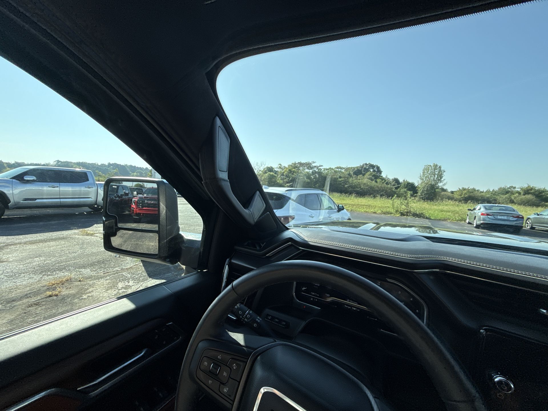 2025 GMC Sierra 2500HD Denali Ultimate - Photo 14