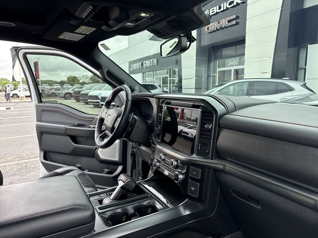 2024 Ford F-150 Raptor - Photo 14