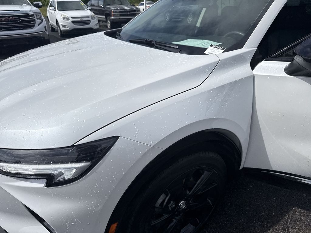 2023 Buick Envision Essence - Photo 37