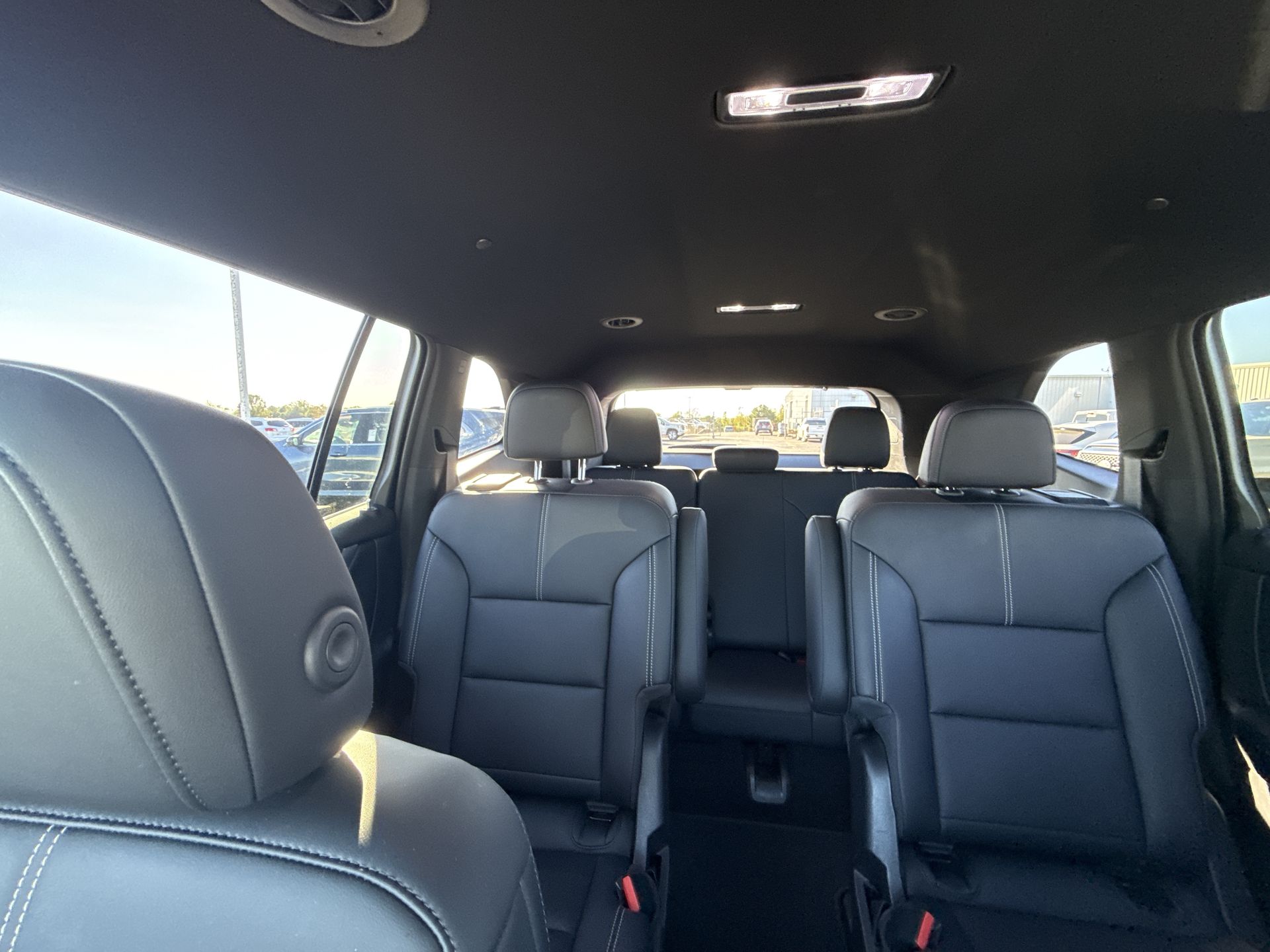 2026 GMC Acadia Elevation - Photo 12