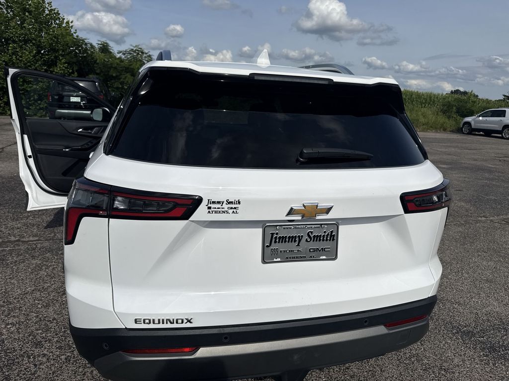 2025 Chevrolet Equinox LT - Photo 33