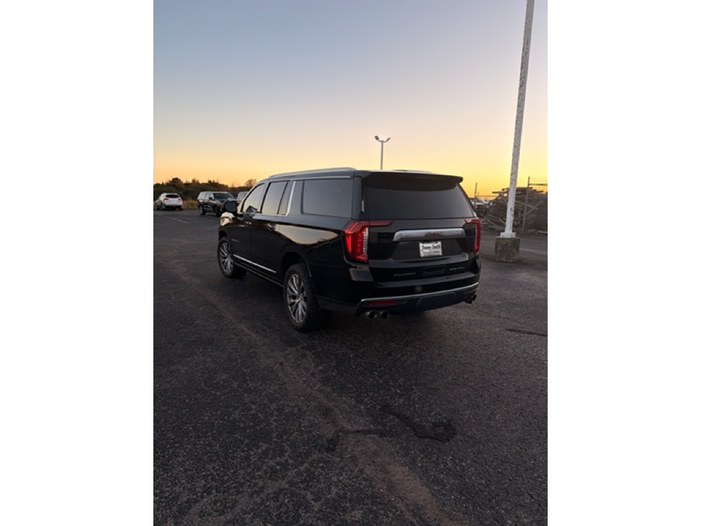 Used 2021 GMC Yukon XL Denali SUV
