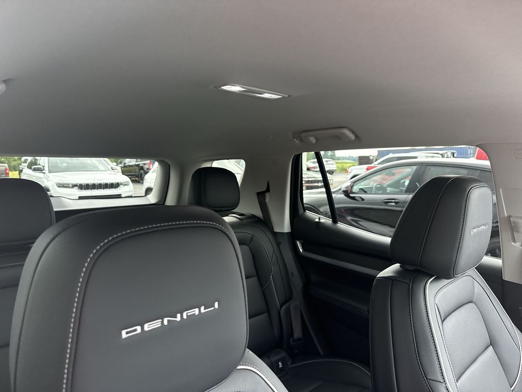 2026 GMC Terrain Denali - Photo 14