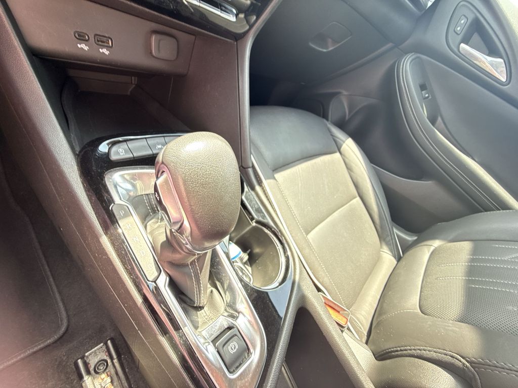 2024 Buick Encore GX Avenir - Photo 22